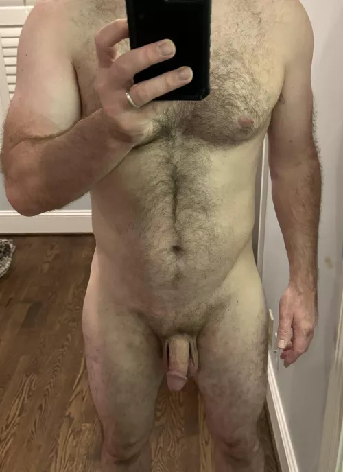 (48)yo married dad — wife’s out of town, cock feeling needy 