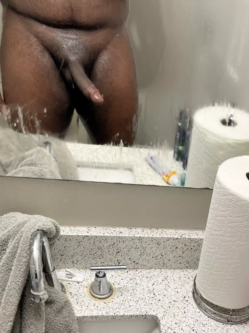 Can I get a fat booty chub for this dick pls 