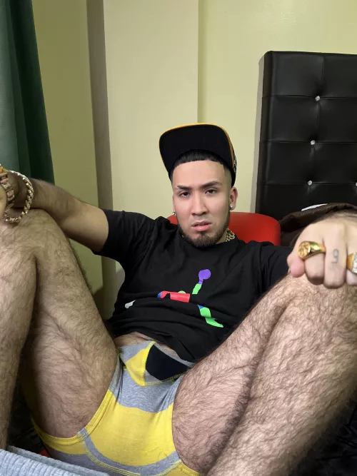 Haha come and kneel before this latino wolf in the motel