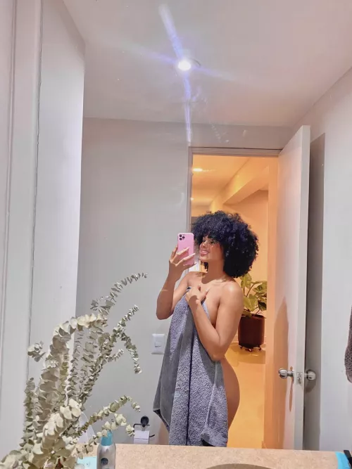 I know you love hot afro girls 