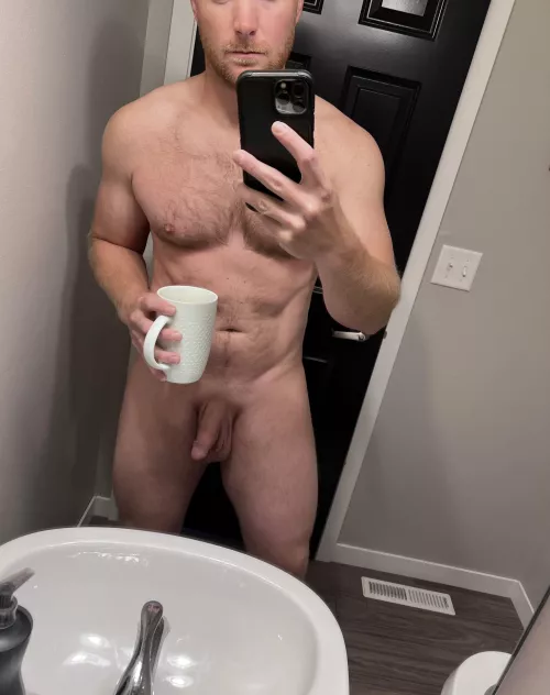 I’m willing to share my big white.. coffee mug. Good morning world 😏 (33)