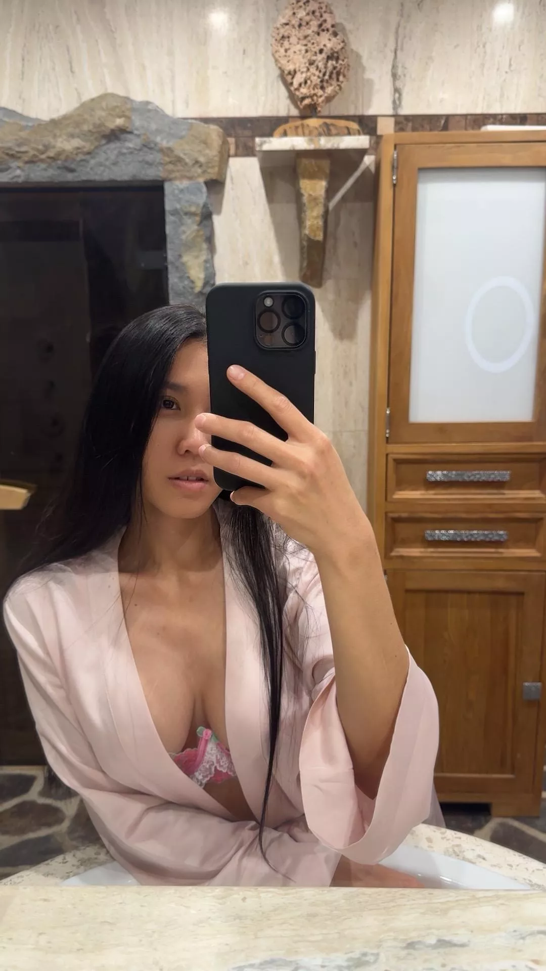 Mirror check or sneak peek?