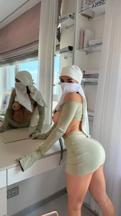 Will you lift up my dress if you knew I was completely pantyless underneath