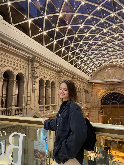 At the same time cute and classy
