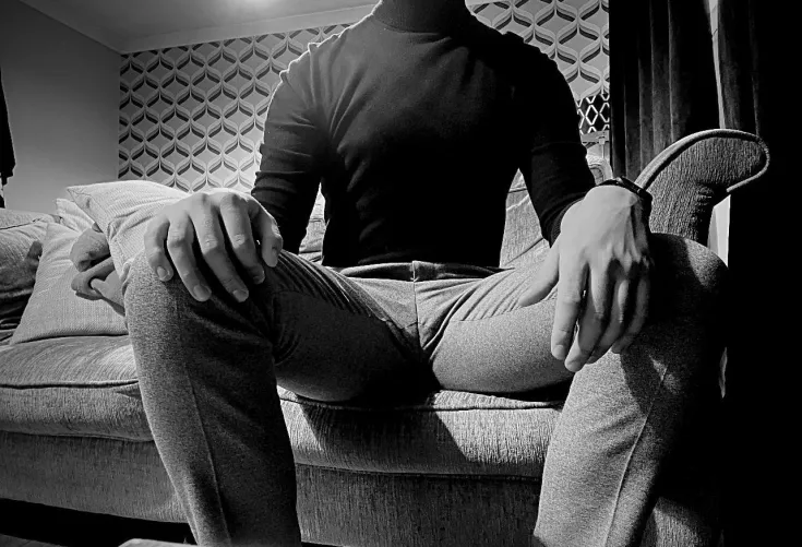 Come sit on my lap [M24]