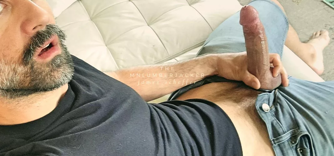 Cum in the beard: Hot or not?