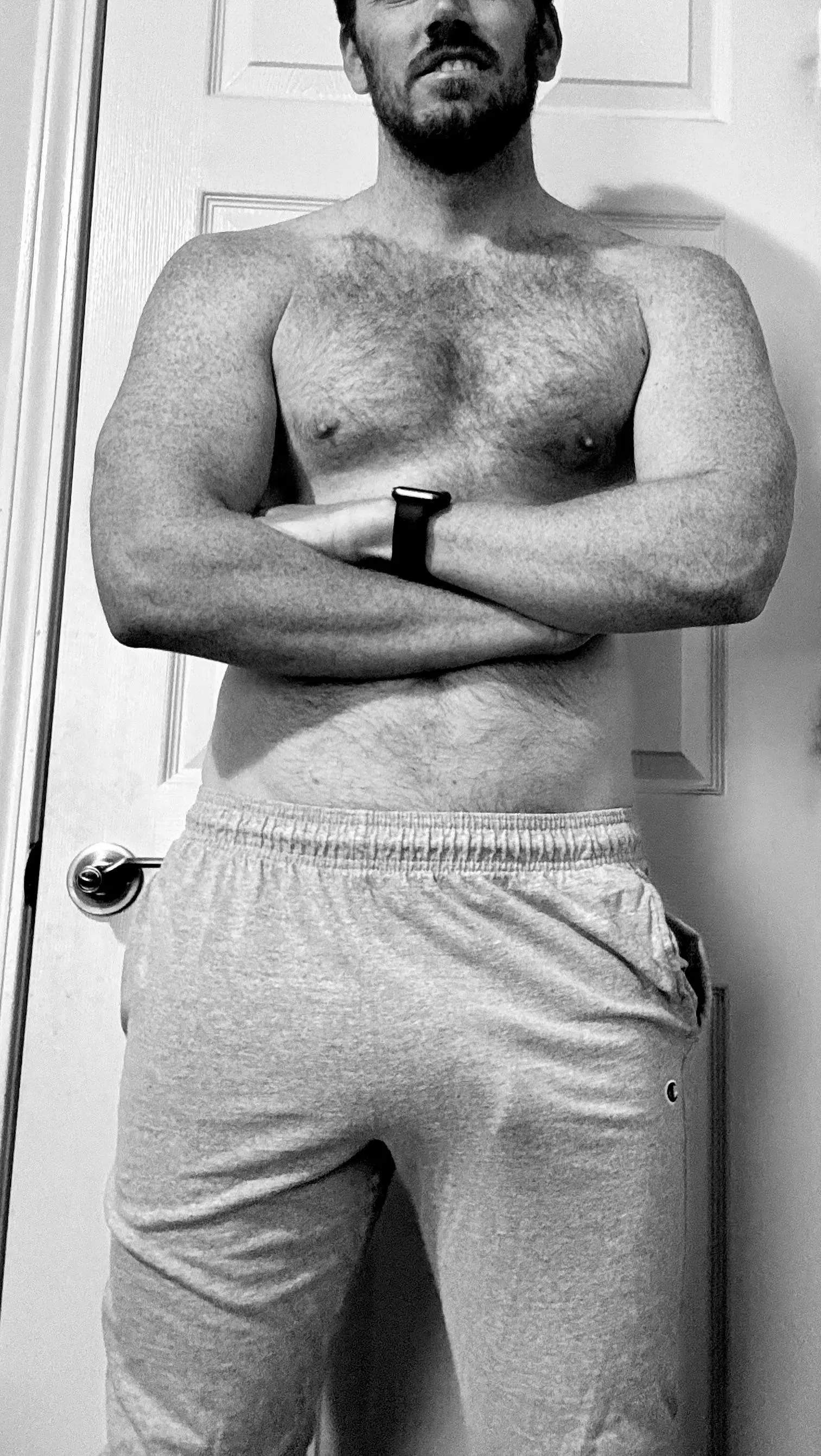 I’m ready for grey sweatpants season (32)