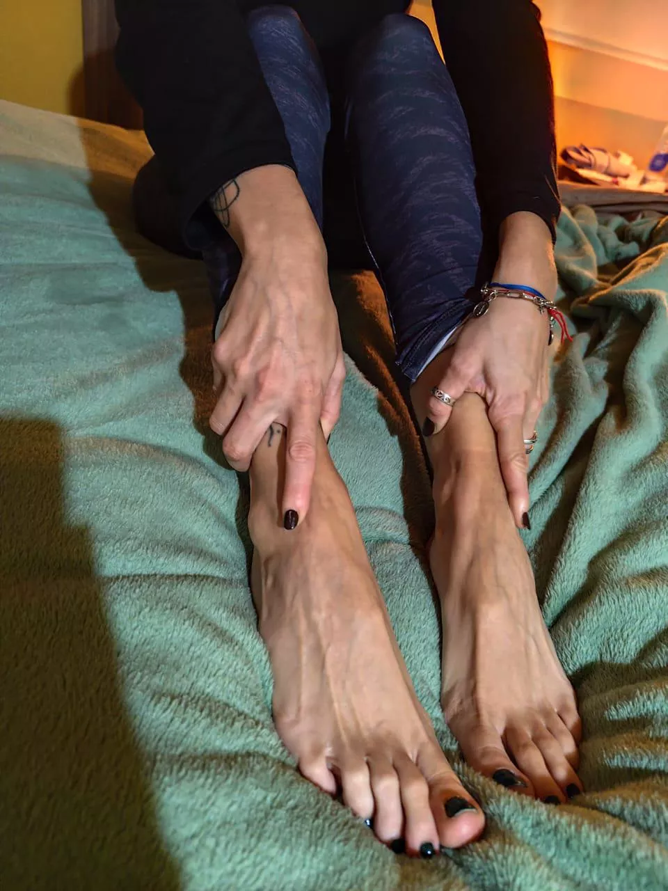 
look at my huge feet