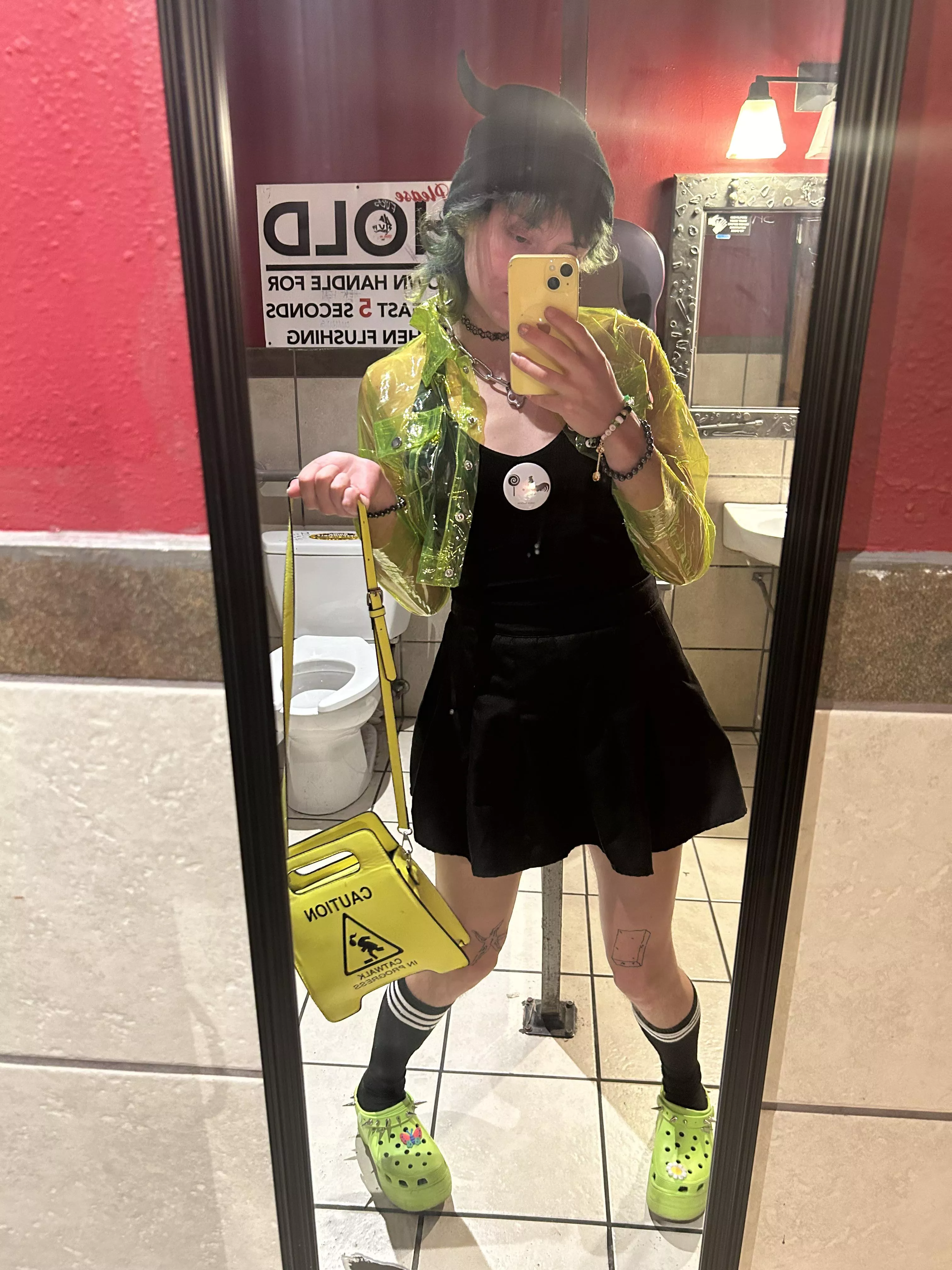 Outfit I wore to the bar :3