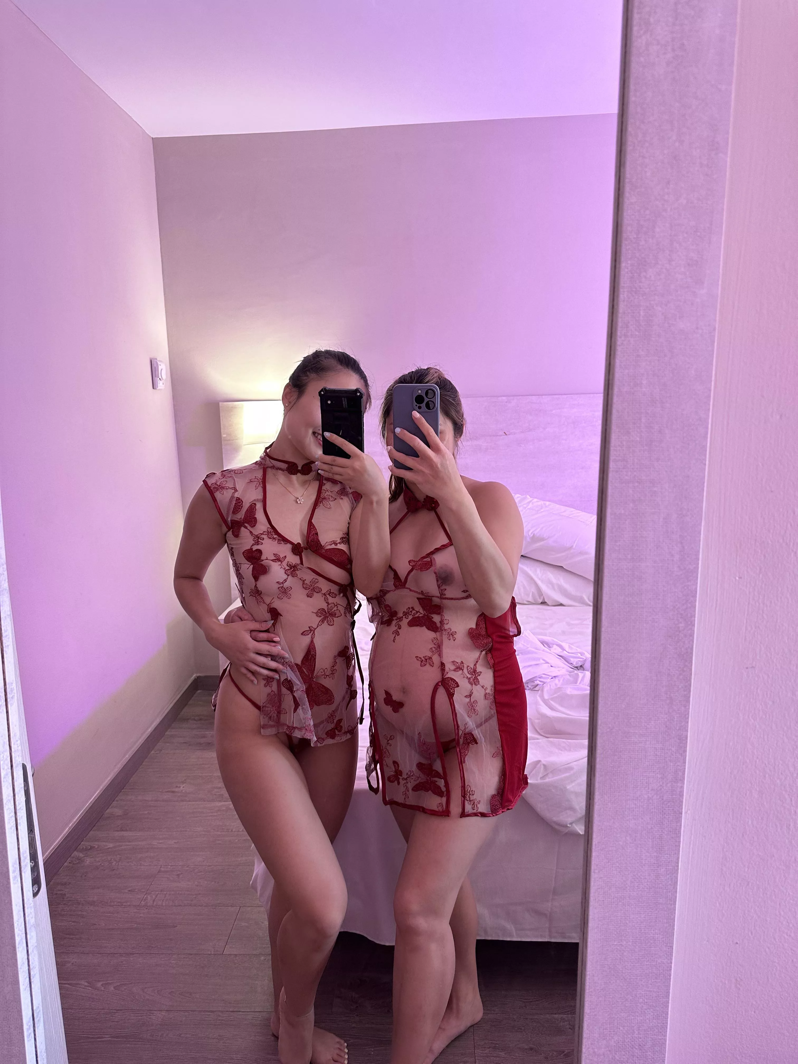 Do you like our traditional Chinese dress (qipao)