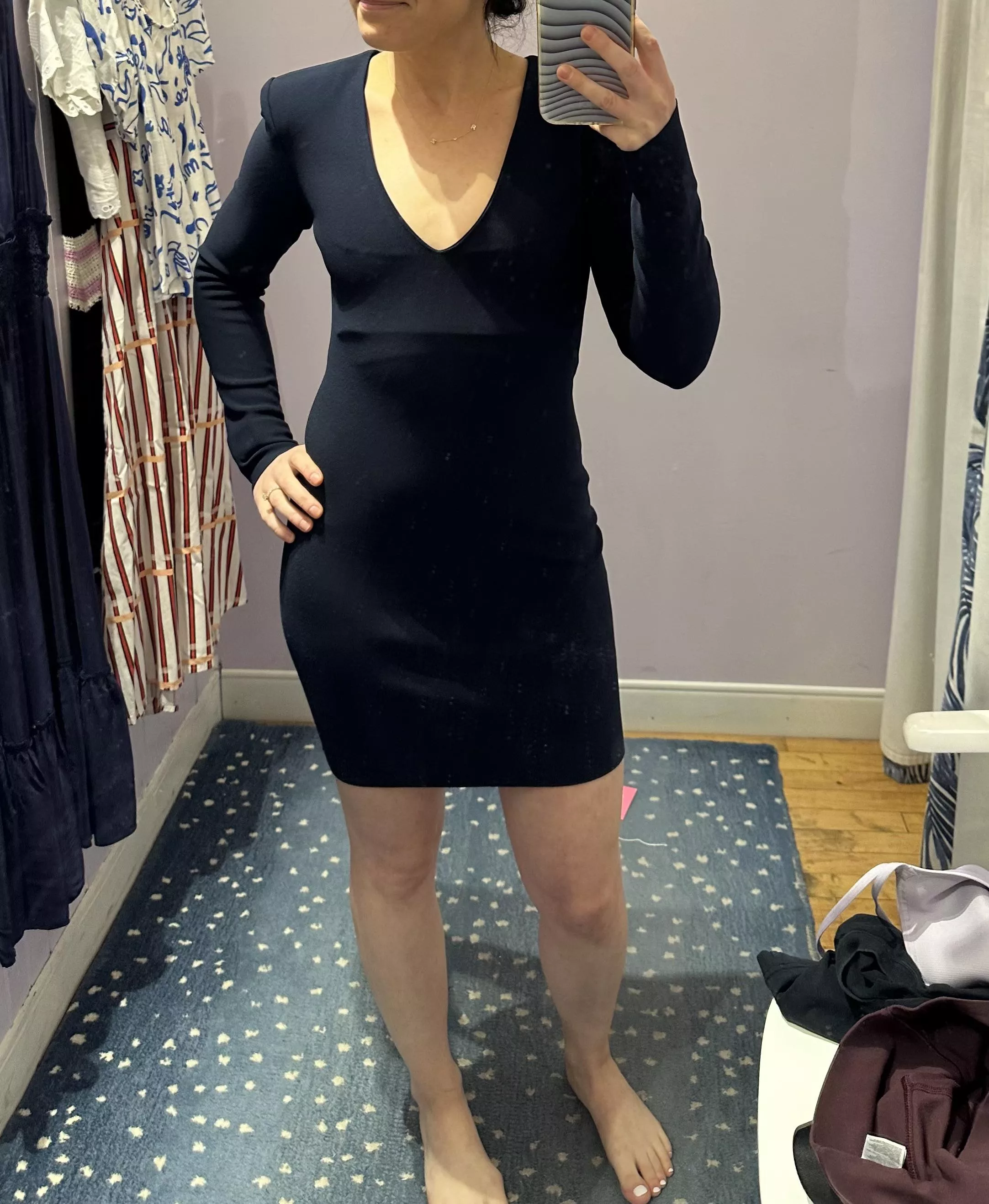 Little black dress [f]