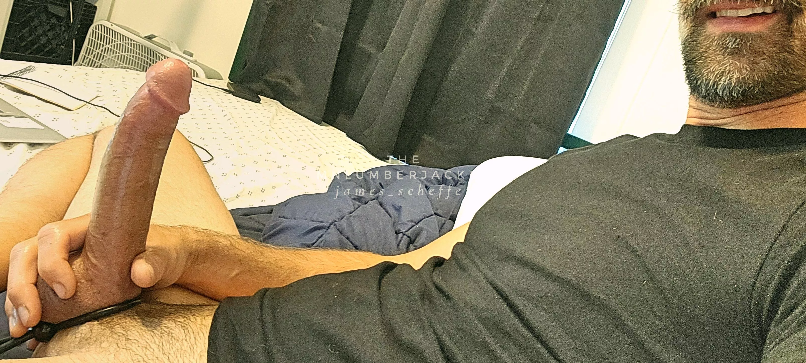 Mom won't suck my cock and I heard guys do it better anyways. Wanna prove it for me? (40)