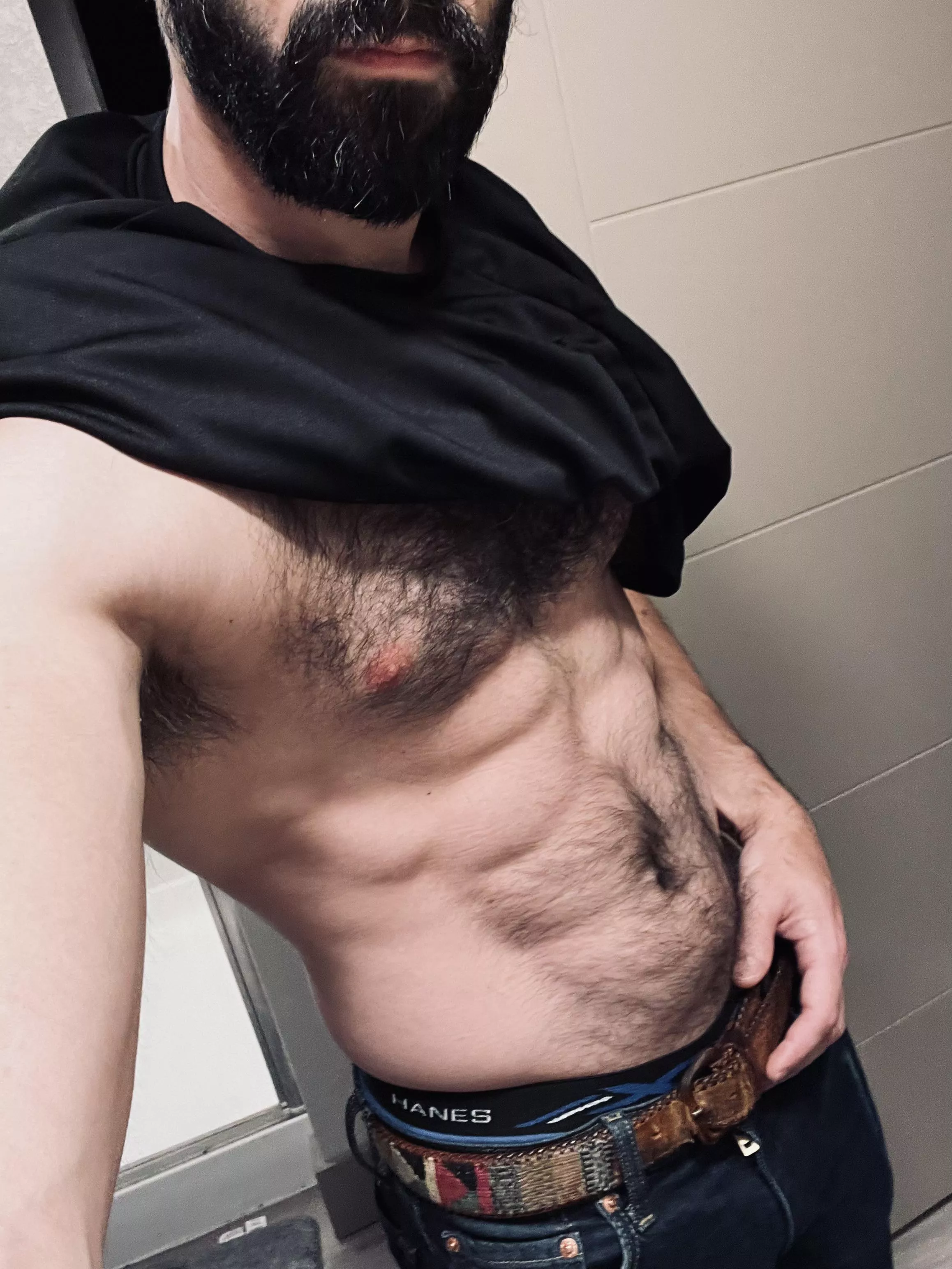 Shirt on or off? ☺️