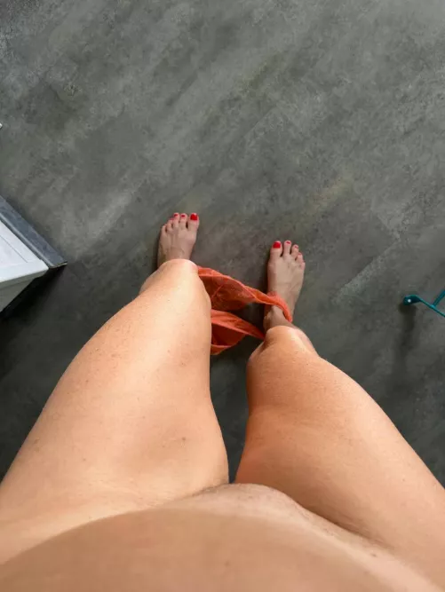 This is what vintage 1976 and turning 48 y.o today looks like in my world, Happy Birthday to me!!