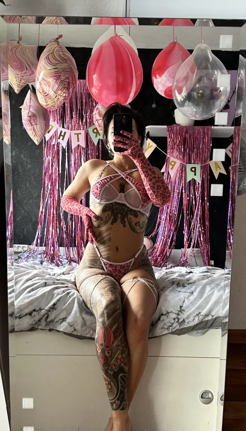 Worship my thighs and let them be your ultimate desire