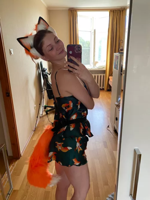 you'd like to play with that fox, wouldn't you