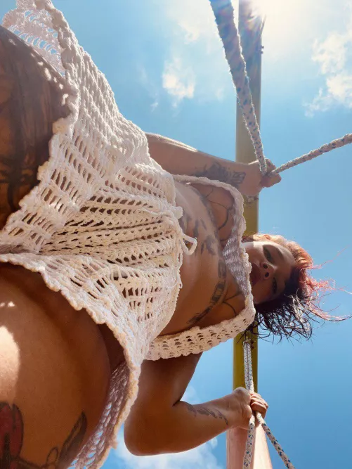 I love the way my silhouette looks from below