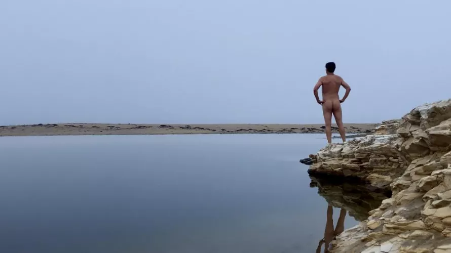 Keeping watch in the calm