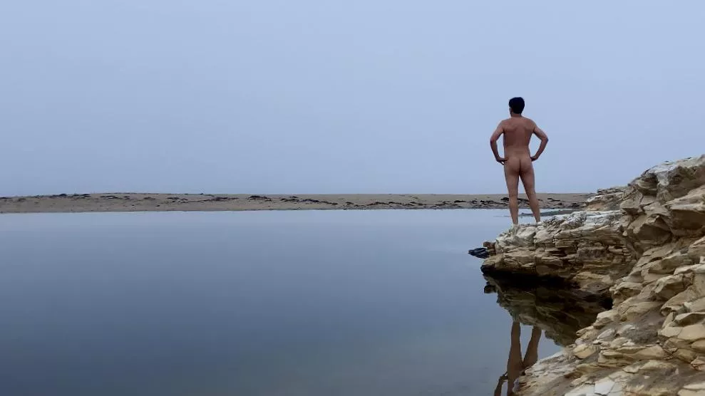 Keeping watch in the calm