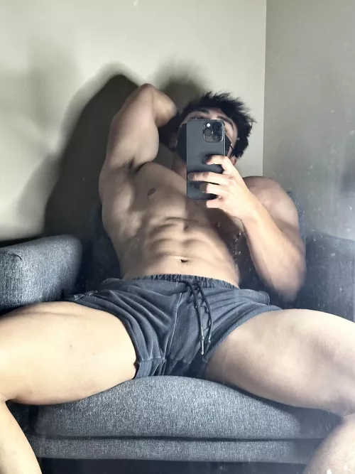 [19] would u suck me on the first date?