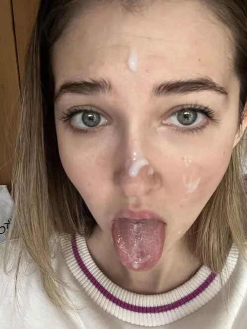 I want to feel that cum in my throat.