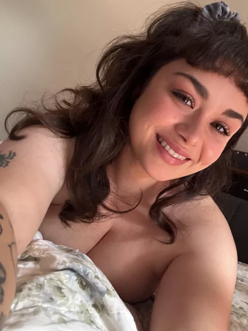 I’m waiting in bed for you