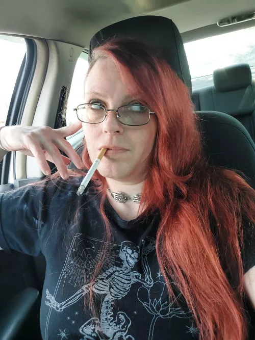 It's giving bitch vibes lol