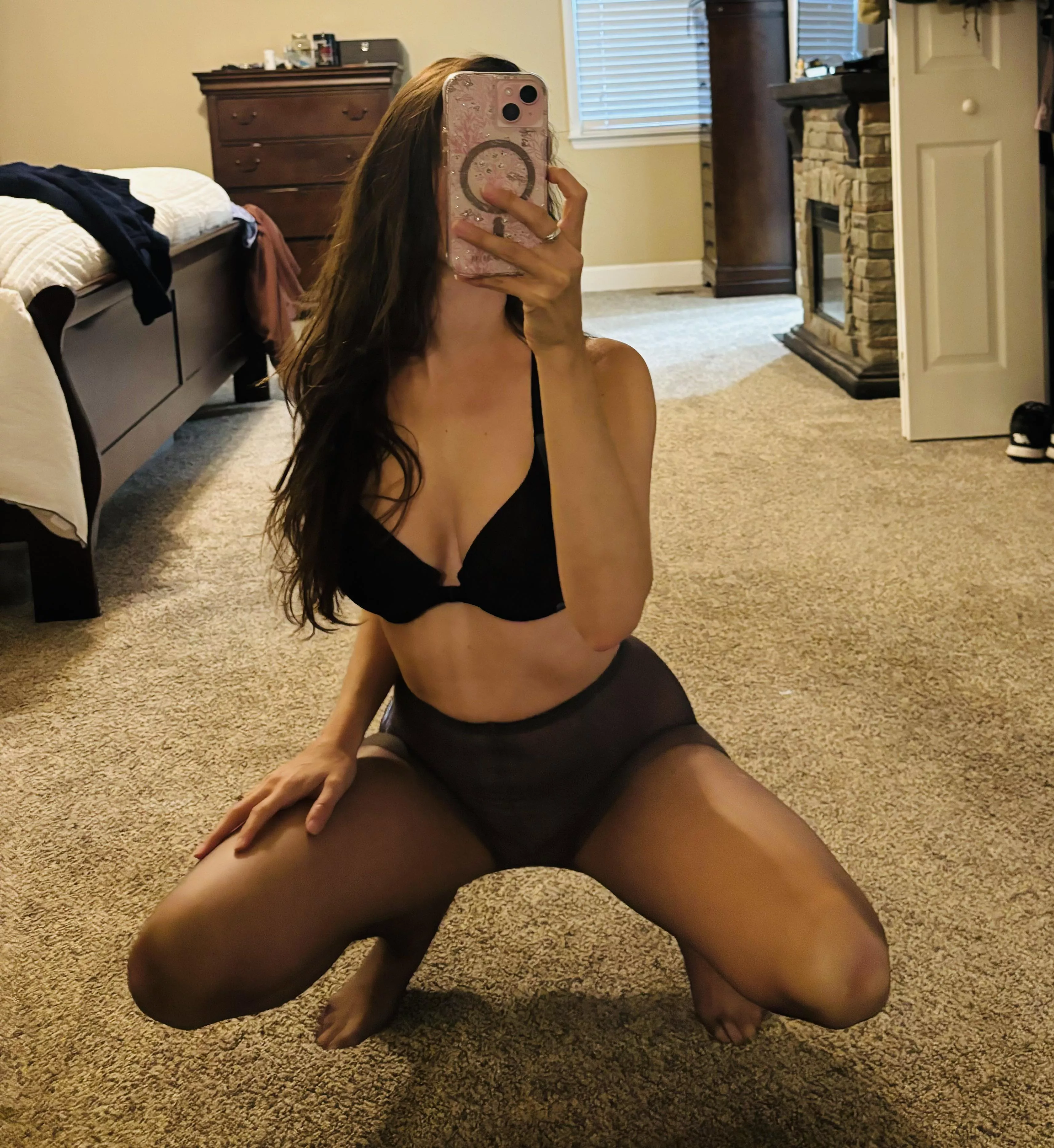 Just getting ready for the day 🖤