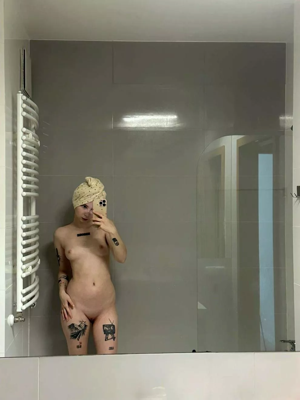 Naughty college babe is ready for some fun 