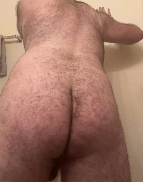 Really need someone here to pound my ass