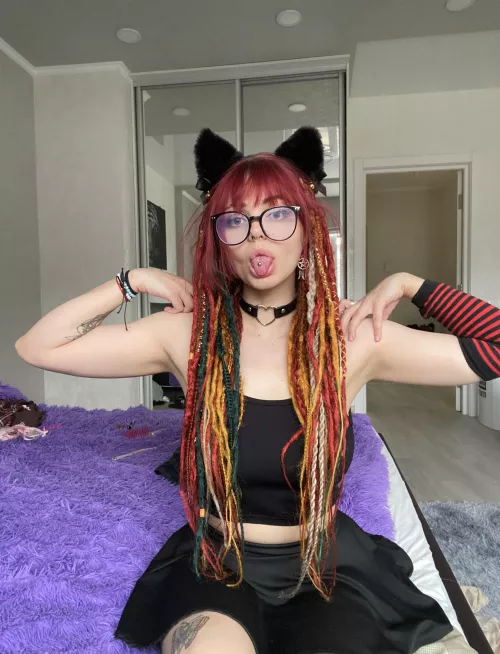 Domesticate this cat girl or keep me wild