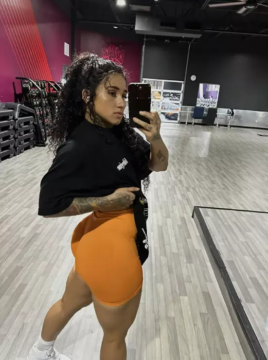 Full body workout is all I need to complete my dayy