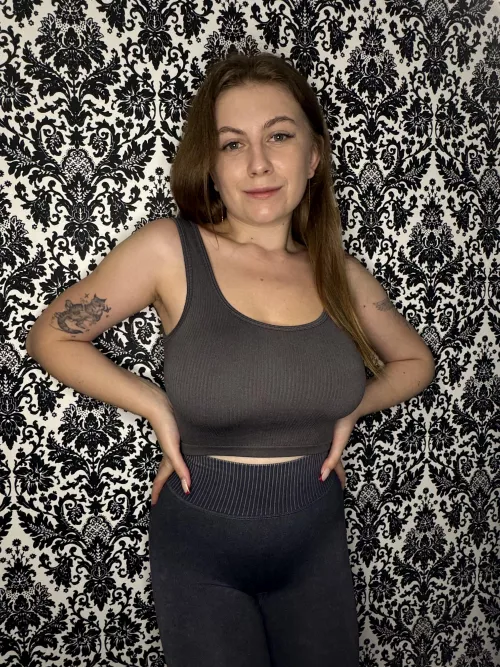 It should be illegal to hide redheads body under clothes