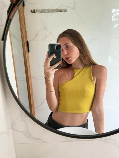 Rocking my yellow top today