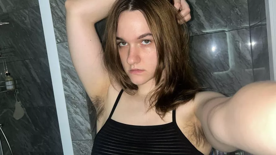 That hair looks tantalizing, huh?