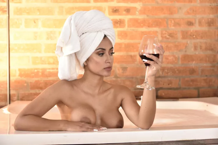 Who wants a date with me?