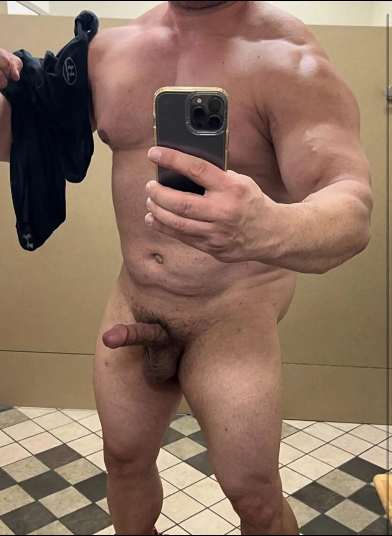 Do you like 6’7 355 Lbs gym guys?