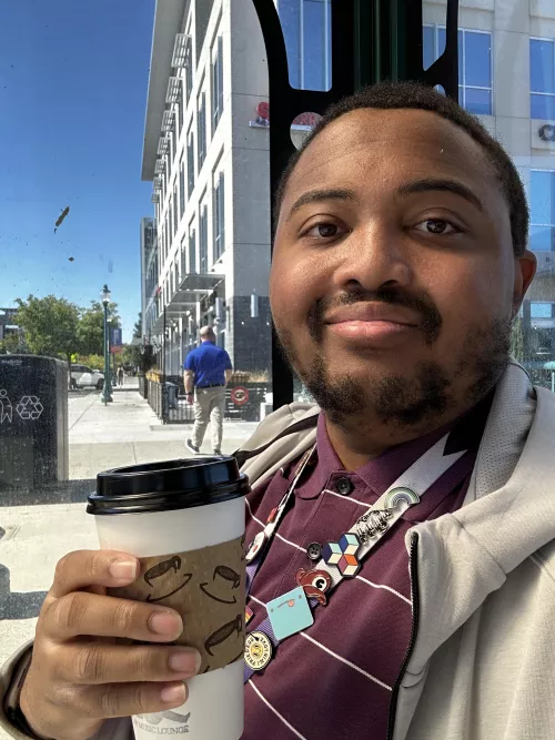 Good afternoon gaymers, been running around all day and now I’m tired 😅