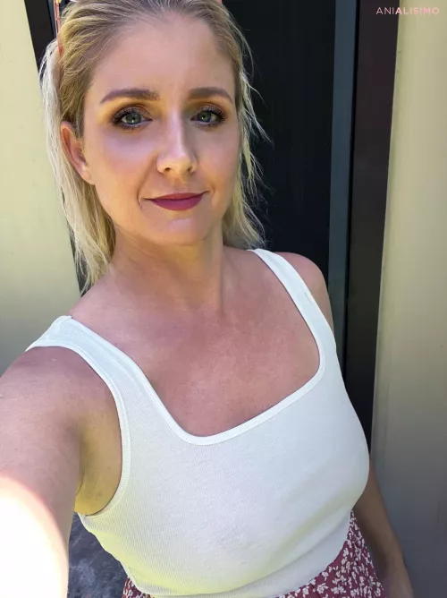 My husband doesn't like when I won't wear a bra - I don't care