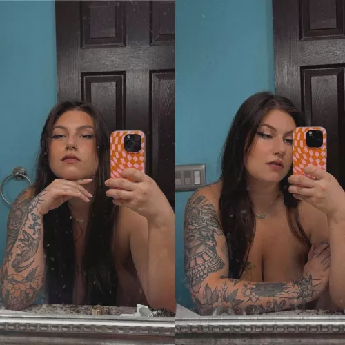 Which pose do you like more? 