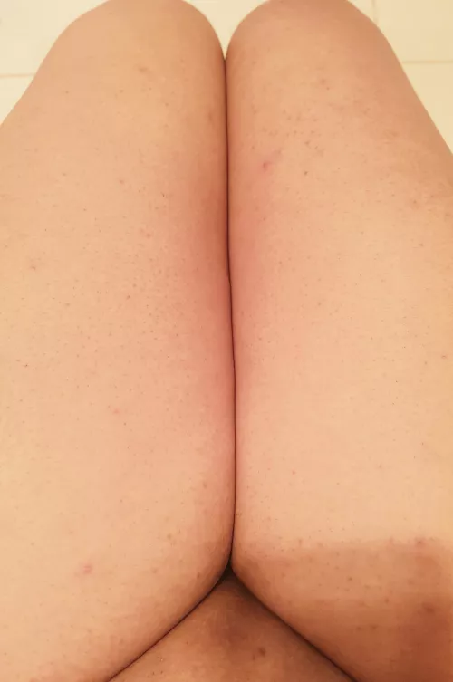 26 160cm 65kg Just Sitting