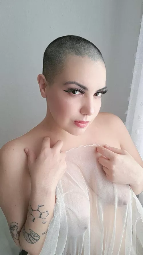 It's too short, but I love it, and you? 🫶