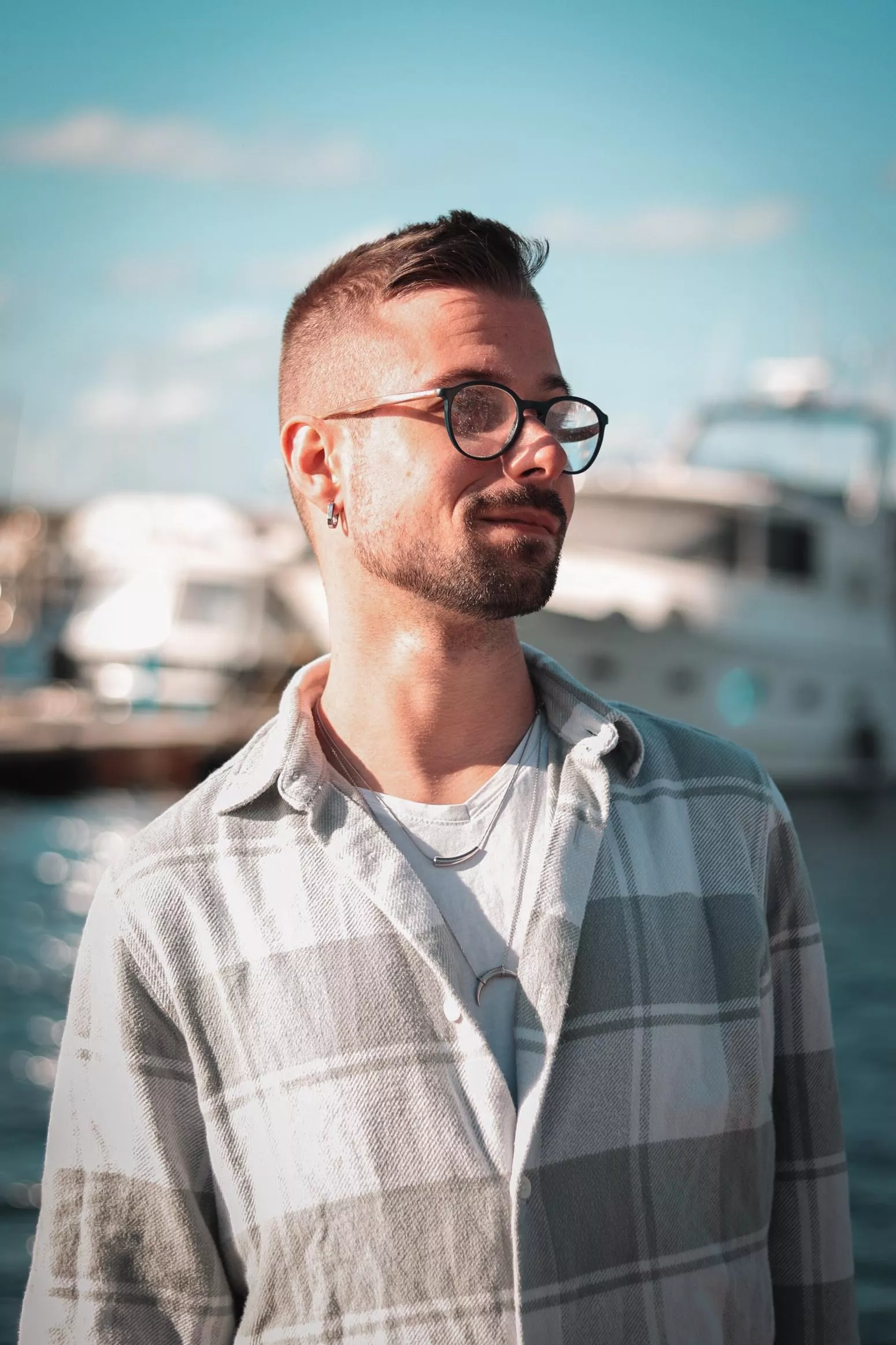 Posing very demure, very mindful for you