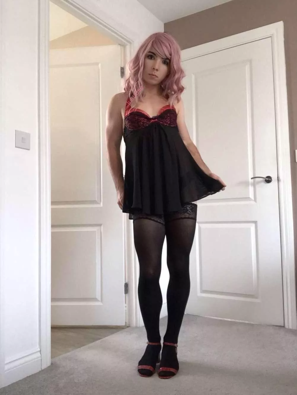 Used to be straight now I just wanna dress like this for you & be your side chick 😫