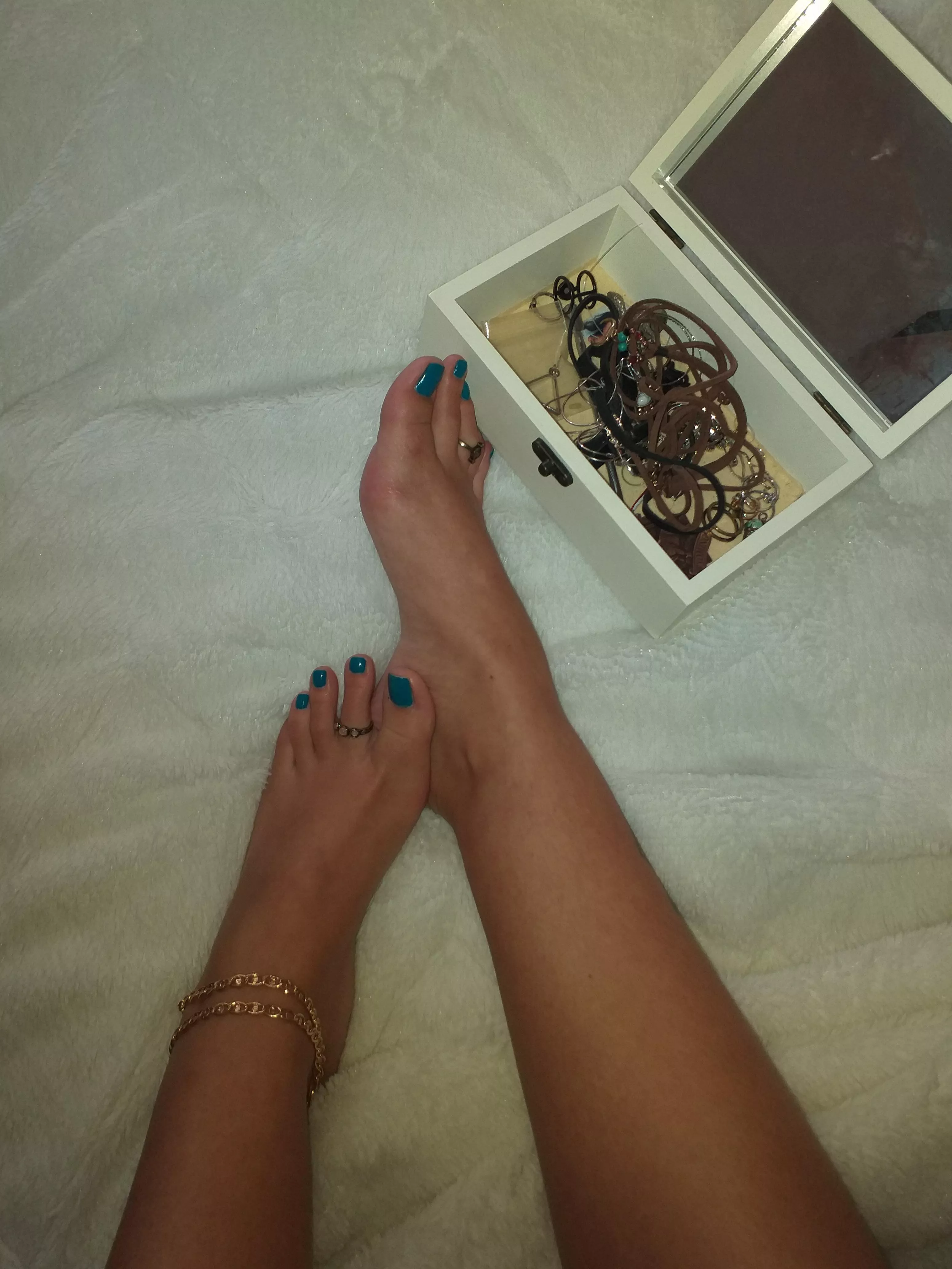 Would you take off my toe ring with your mouth?