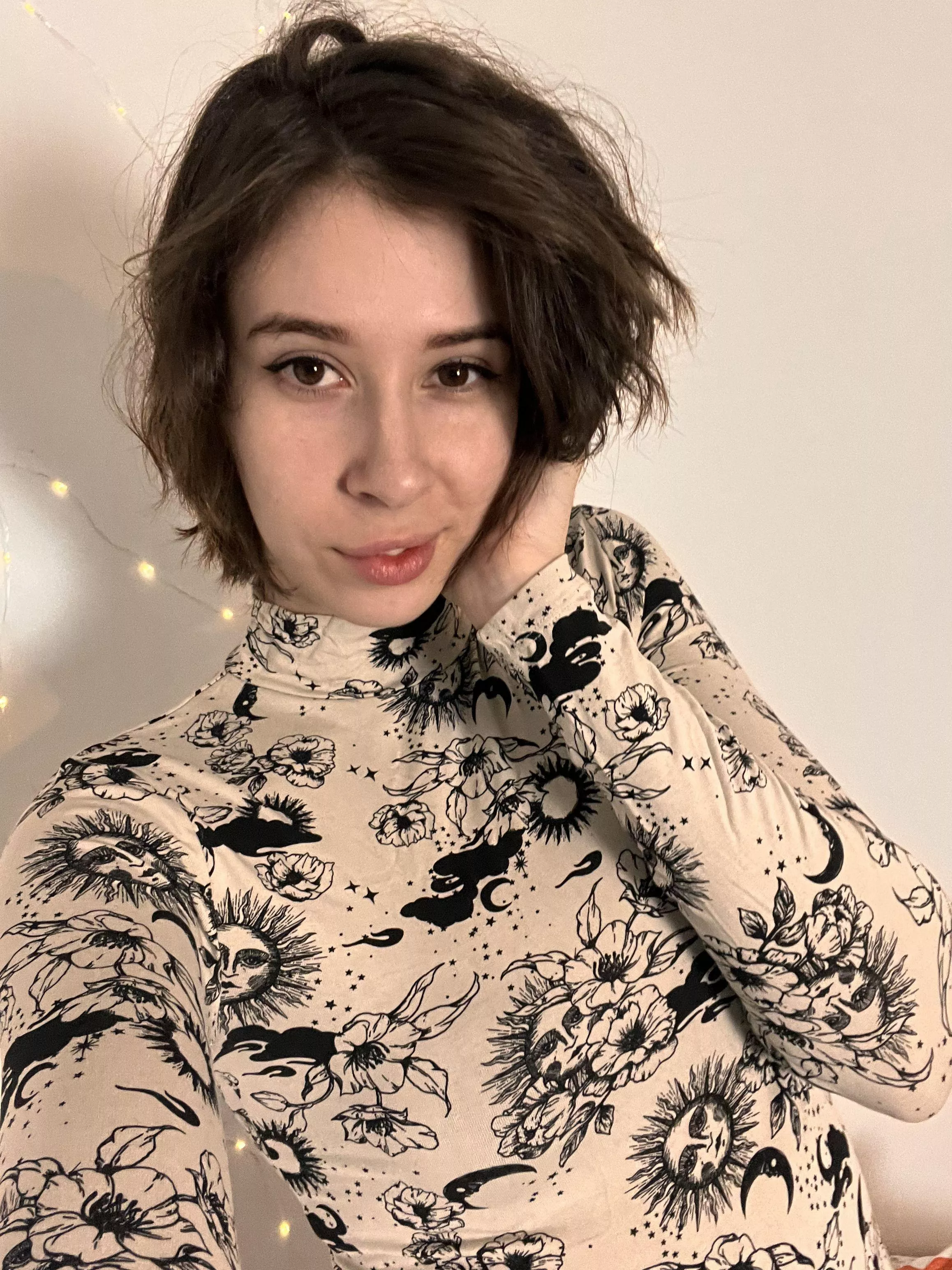 A sweet face, but dirty thoughts [wife]