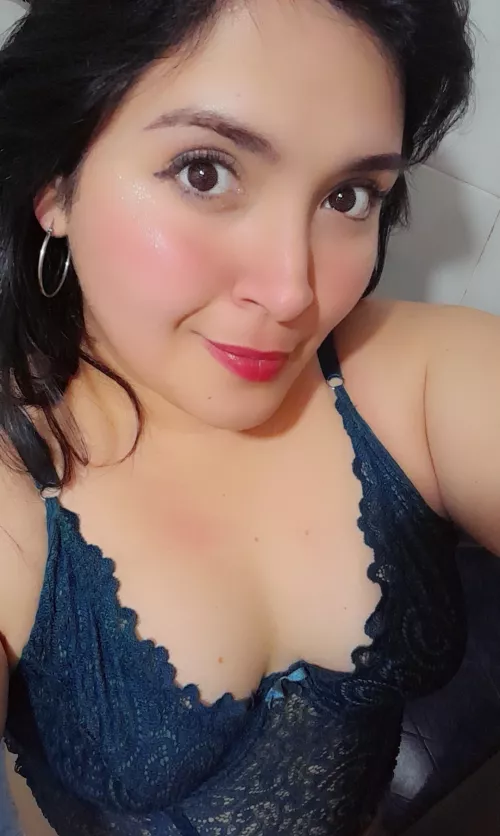 Do what you want to me. I'm here to obey.🙇‍♀️