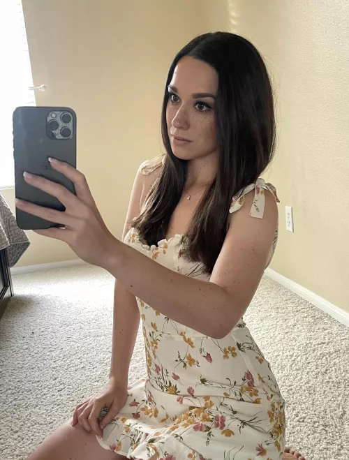 Freckles and sundresses go hand in hand. 