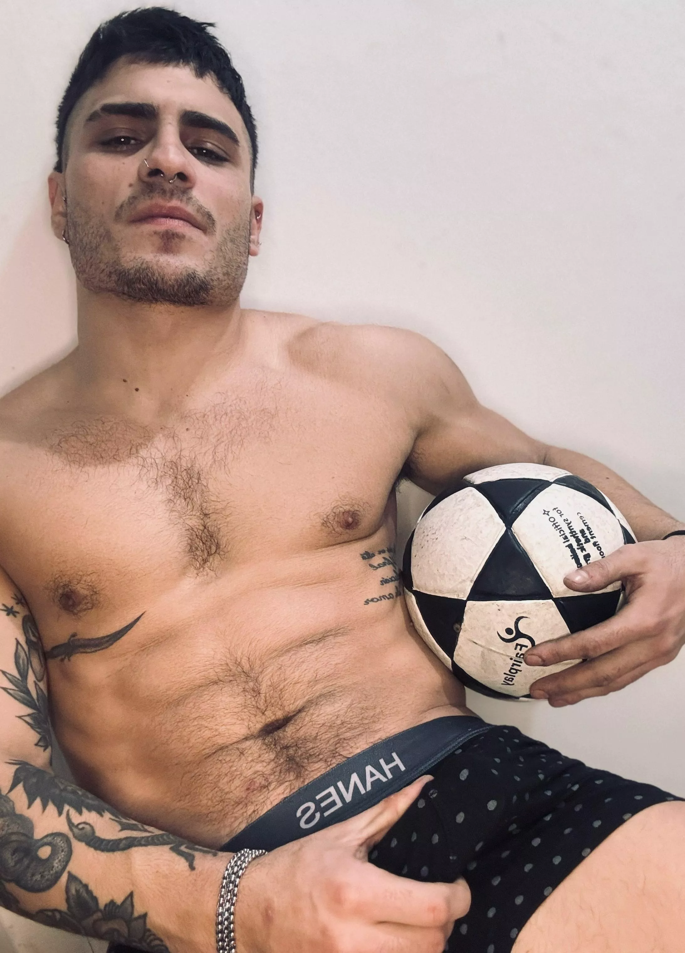 quench your thirst with my buffed body