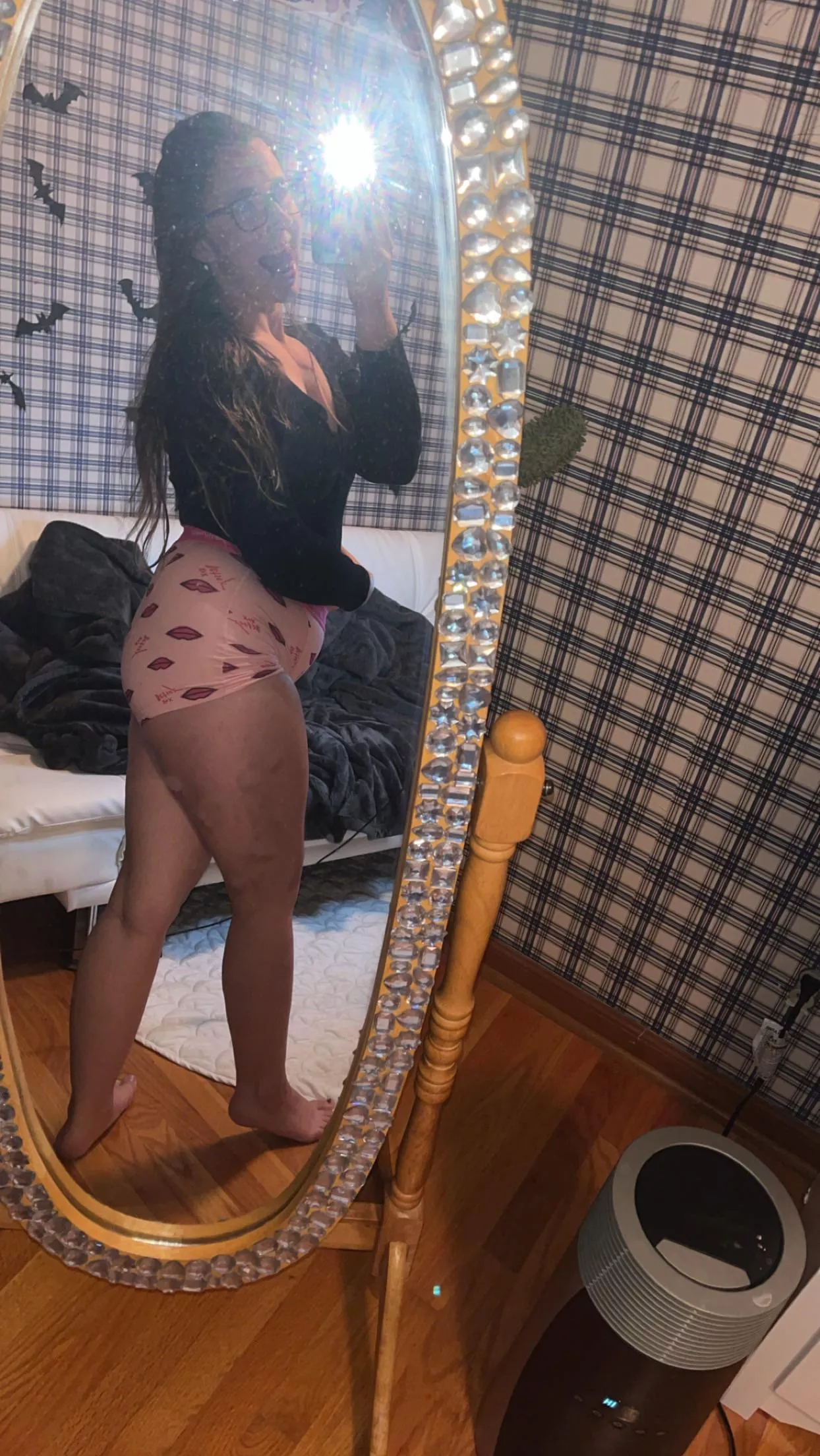 Tell me more about you 💋 (@sophieluvv) [onlyfans]